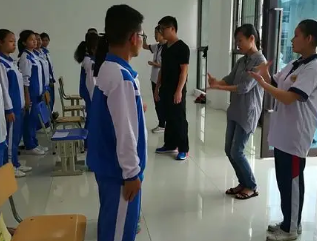 加大对薄弱环节的支撑力度教育优质均衡开展破解上述难题